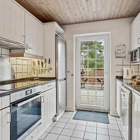 Holiday home Lovely In Romo With Sauna