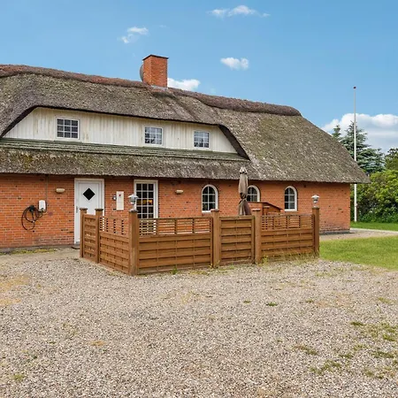 Lovely In With Sauna