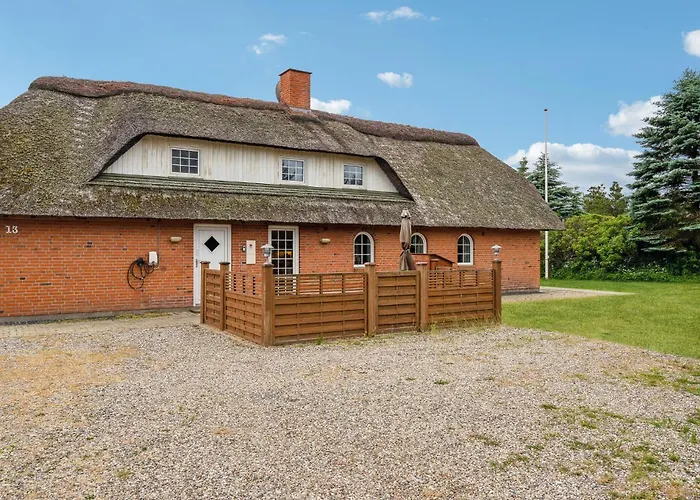 Lovely In With Sauna